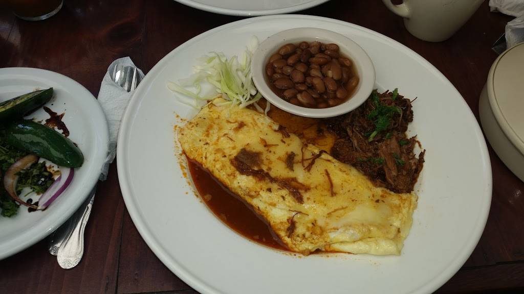 Restaurante Michoacan | restaurant | 22800, Av. Ruiz 1205, Zona Centro, 22800 Ensenada, B.C., Mexico | 016462063450 OR +52 646 206 3450