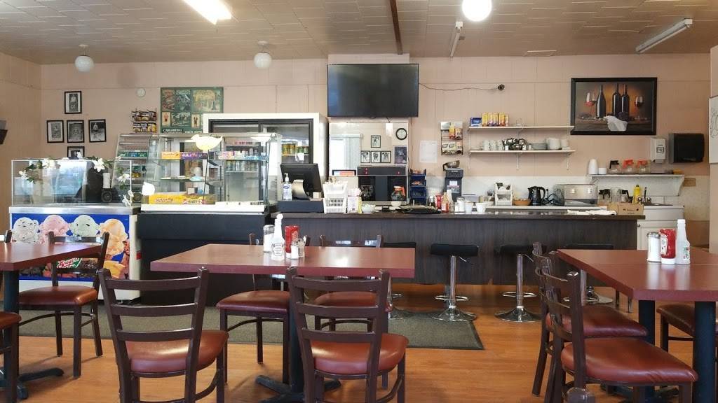 H&S Restaurant & Gas Bar | restaurant | 78 Lone Pine Rd, Port Severn, ON L0K 1S0, Canada | 7055382941 OR +1 705-538-2941