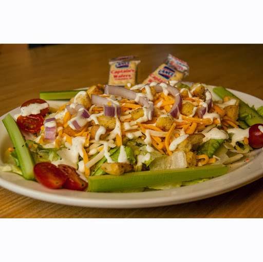 Cousin Vinnies Family Sports Restaurant | restaurant | 10700 US-441 #101, Leesburg, FL 34788, USA | 3522532442 OR +1 352-253-2442