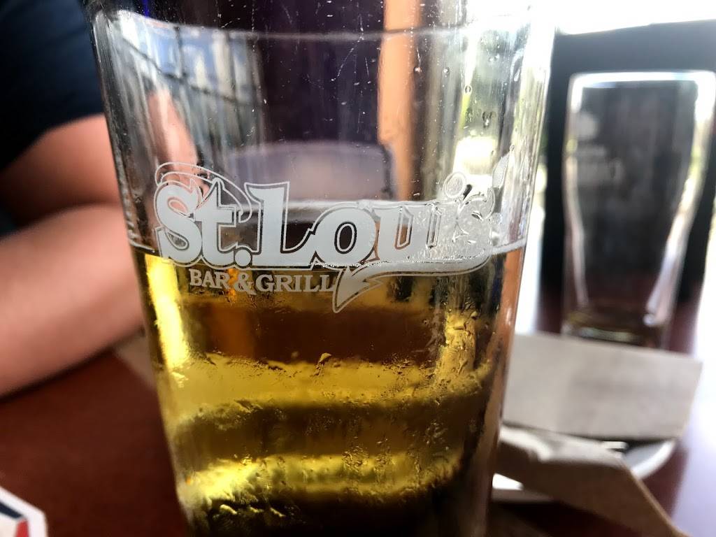 St. Louis Bar & Grill | restaurant | 283 Northfield Dr E Unit 1, Waterloo, ON N2J 4G8, Canada | 5198834777 OR +1 519-883-4777