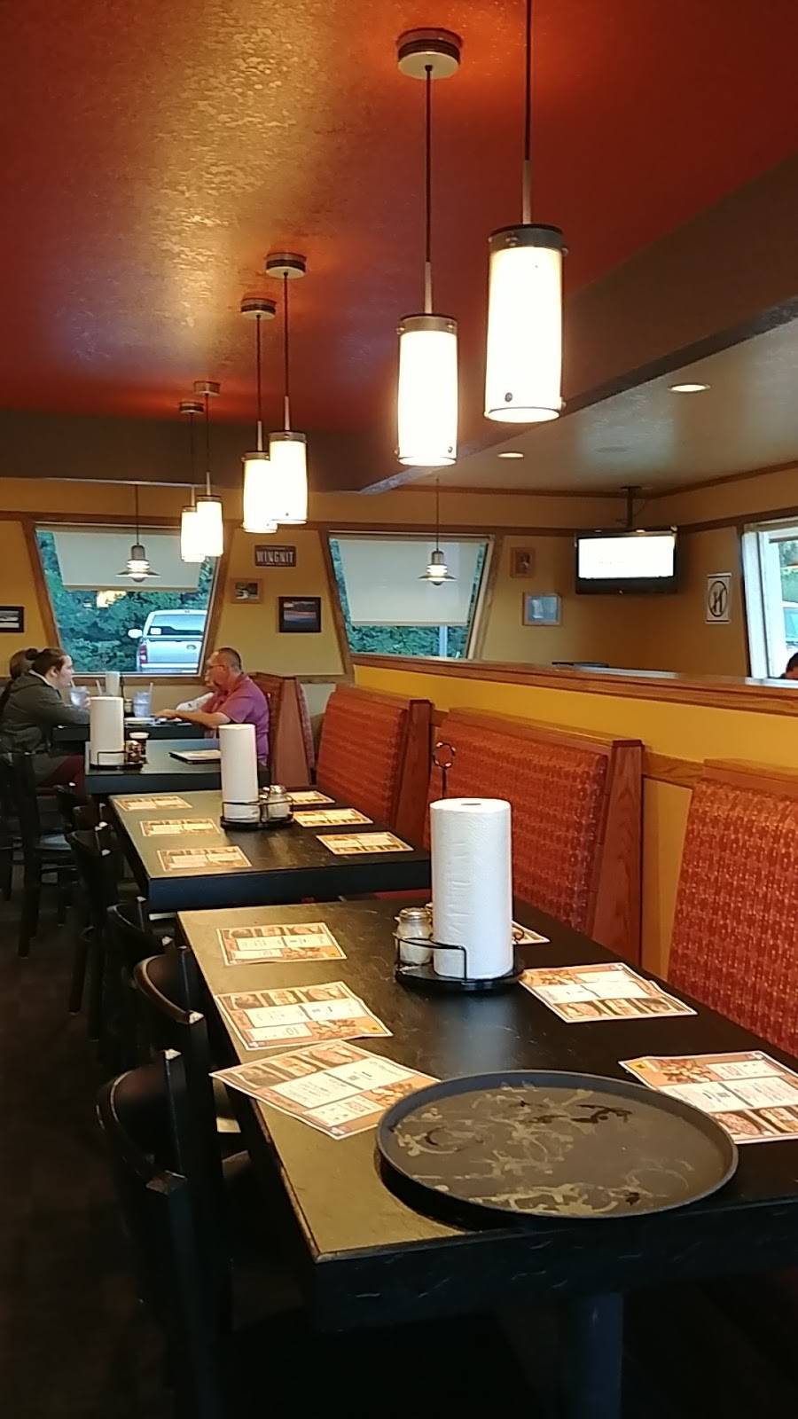 Pizza Hut | meal takeaway | 999 Georgia Rd, Franklin, NC 28734, USA | 8285248994 OR +1 828-524-8994