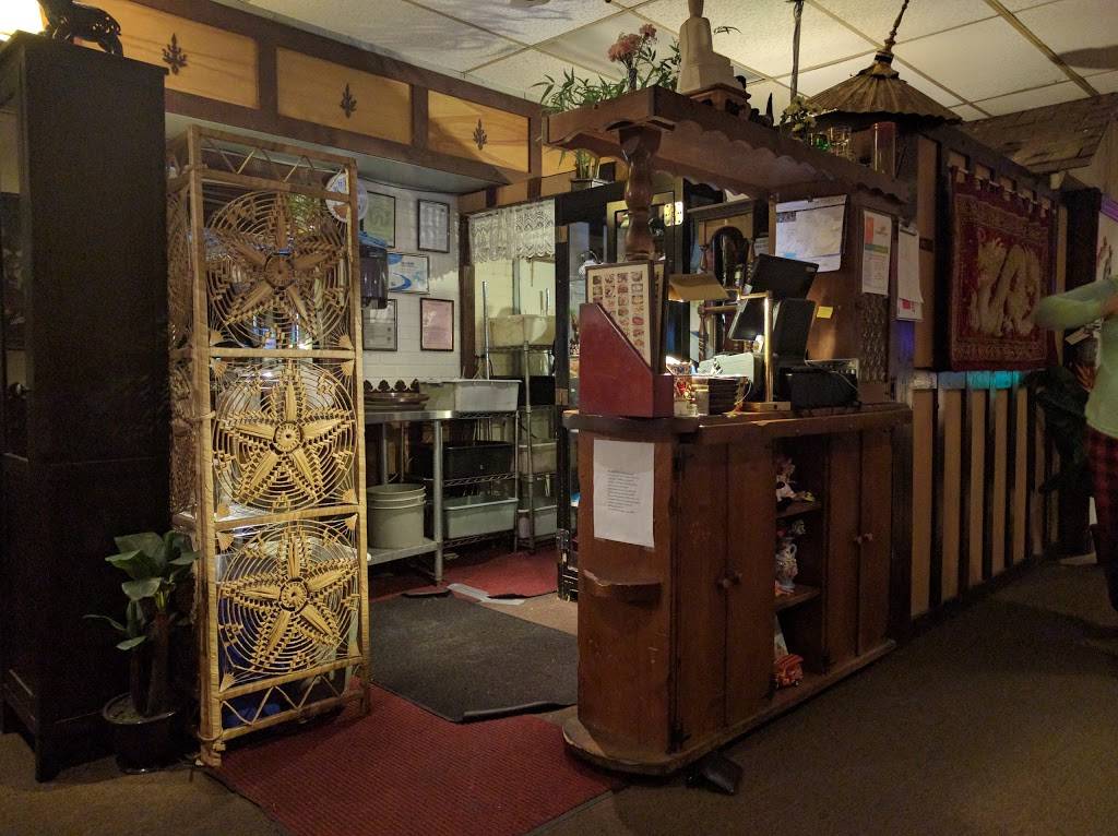 Toomies Thai | restaurant | 1433 Park St, Alameda, CA 94501, USA | 5108658008 OR +1 510-865-8008