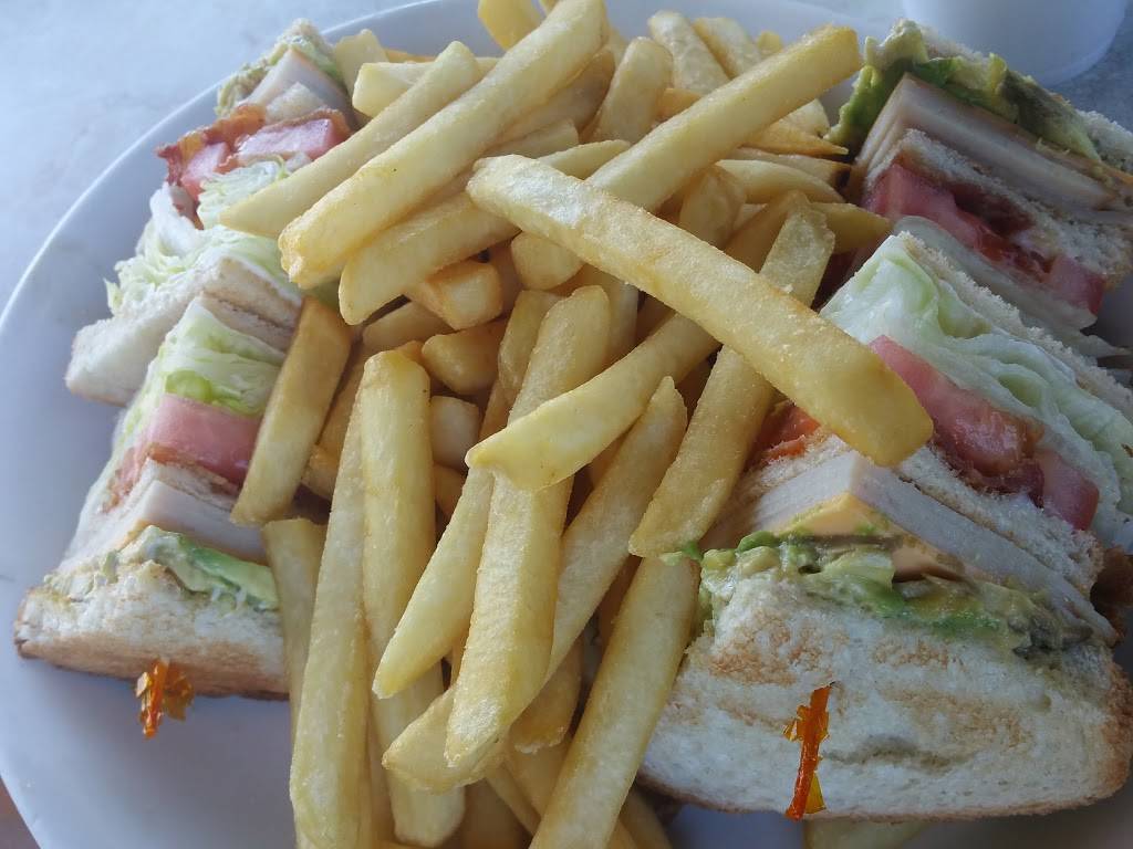 Hot Off the Grill | restaurant | 16522 Bolsa Chica St, Huntington Beach, CA 92649, USA | 7143770238 OR +1 714-377-0238