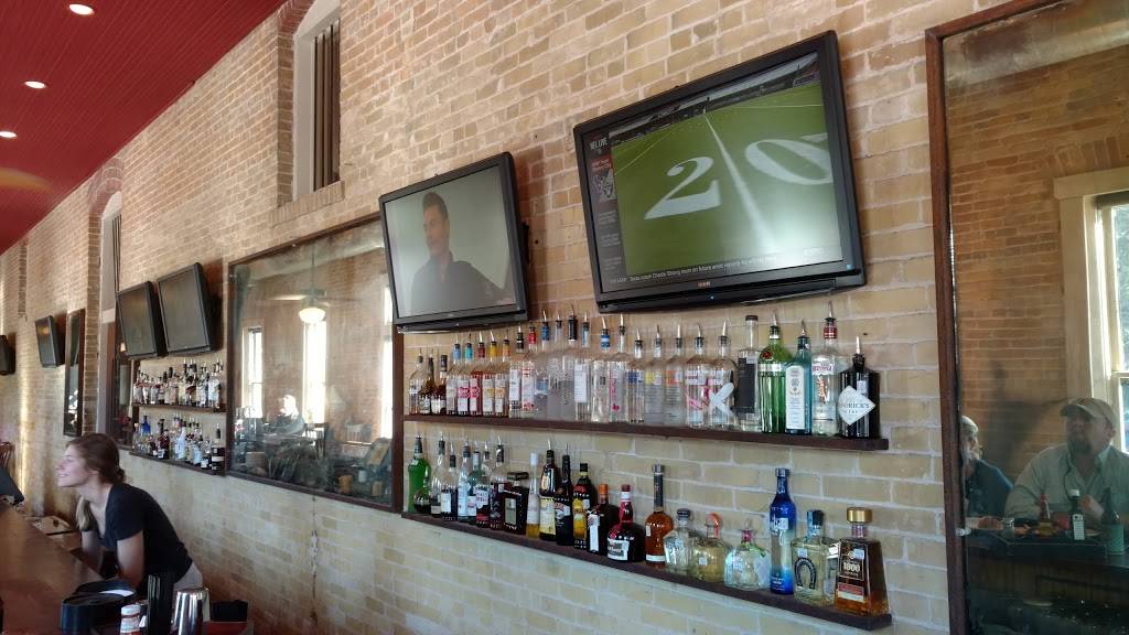 Mozies | restaurant | 1601 Hunter Rd, New Braunfels, TX 78130, USA | 8305151281 OR +1 830-515-1281