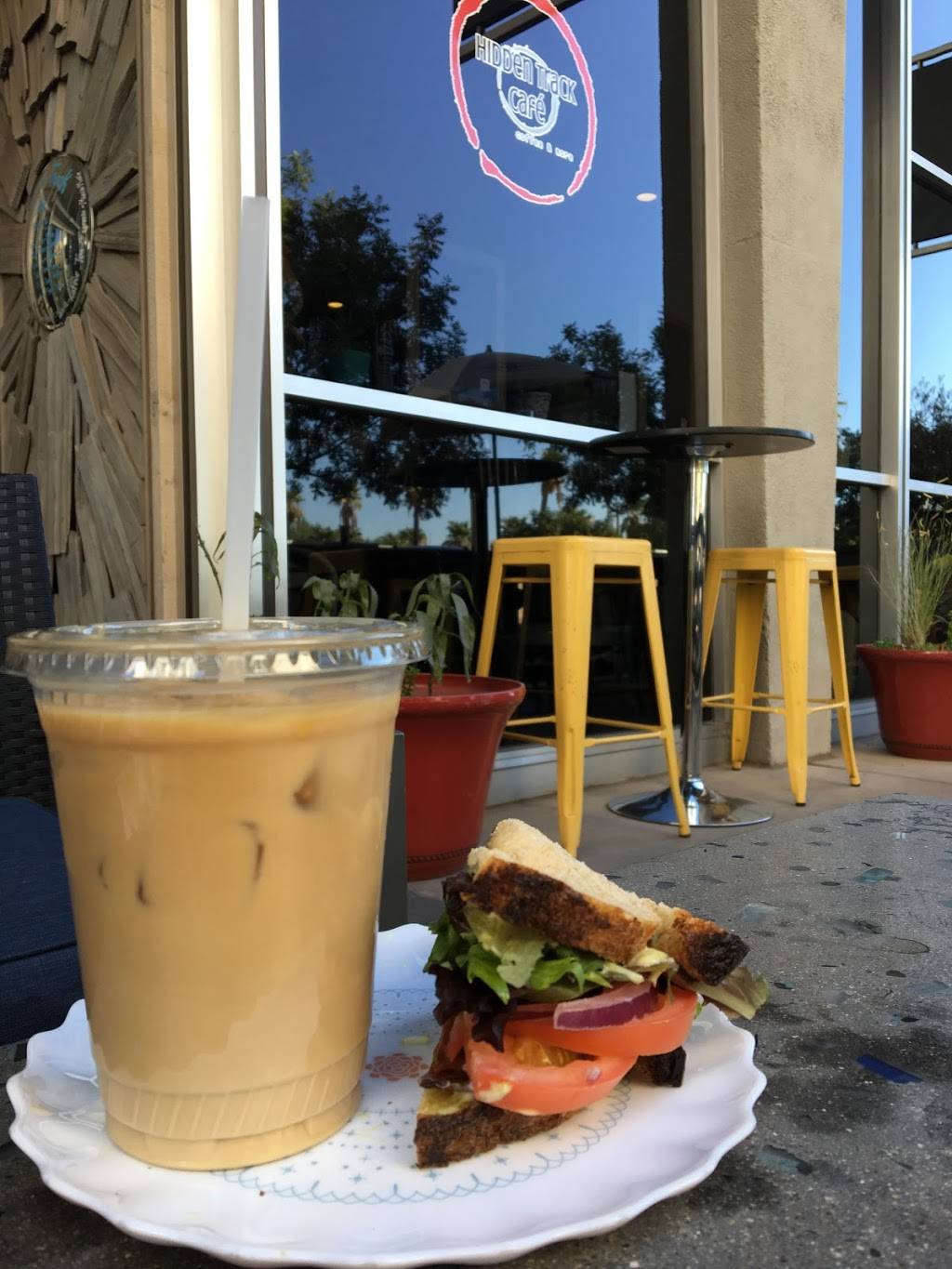 Hidden Track Café | bakery | 111 W Monroe St, Phoenix, AZ 85003, USA | 6025667932 OR +1 602-566-7932