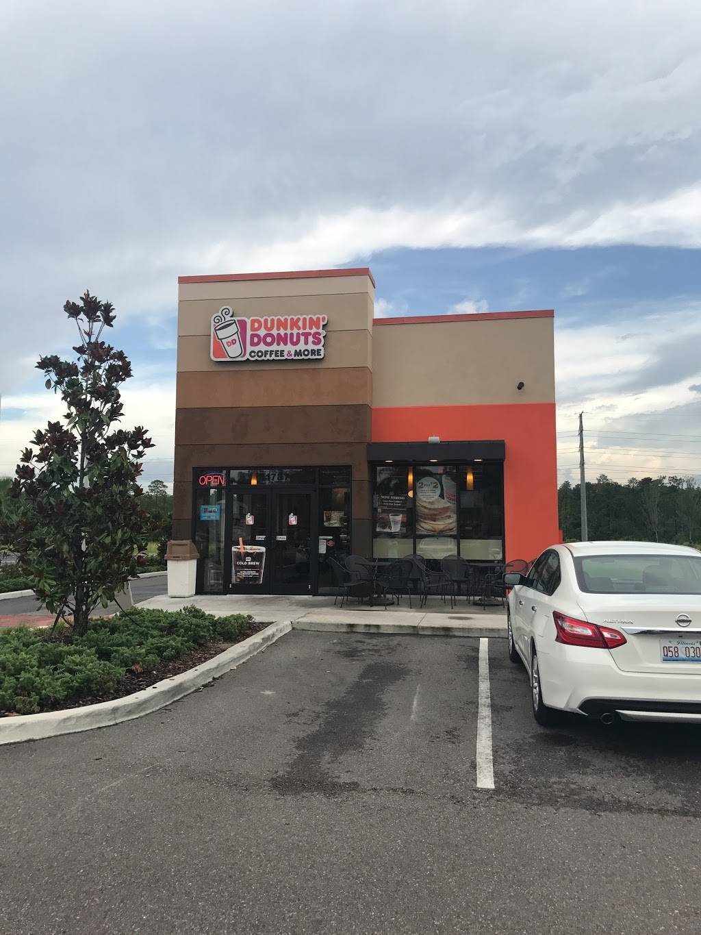 Dunkin | bakery | 11787 International Dr, Orlando, FL 32821, USA | 4077781554 OR +1 407-778-1554