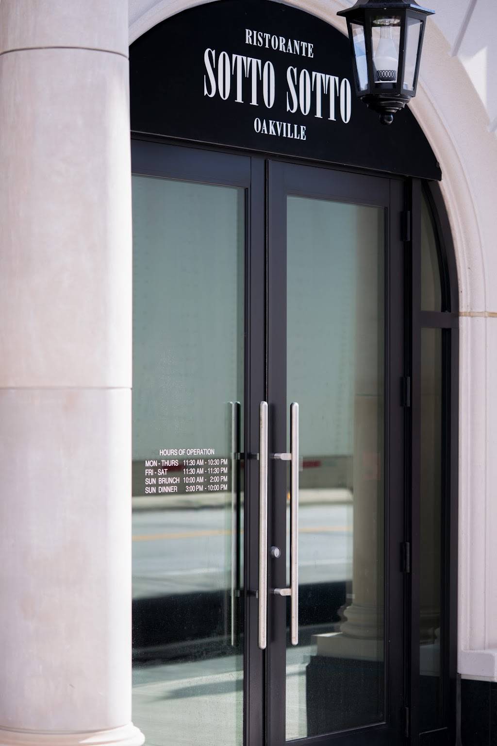 Ristorante Sotto Sotto Oakville | restaurant | 139 Trafalgar Rd, Oakville, ON L6J 3G4, Canada | 9058445545 OR +1 905-844-5545