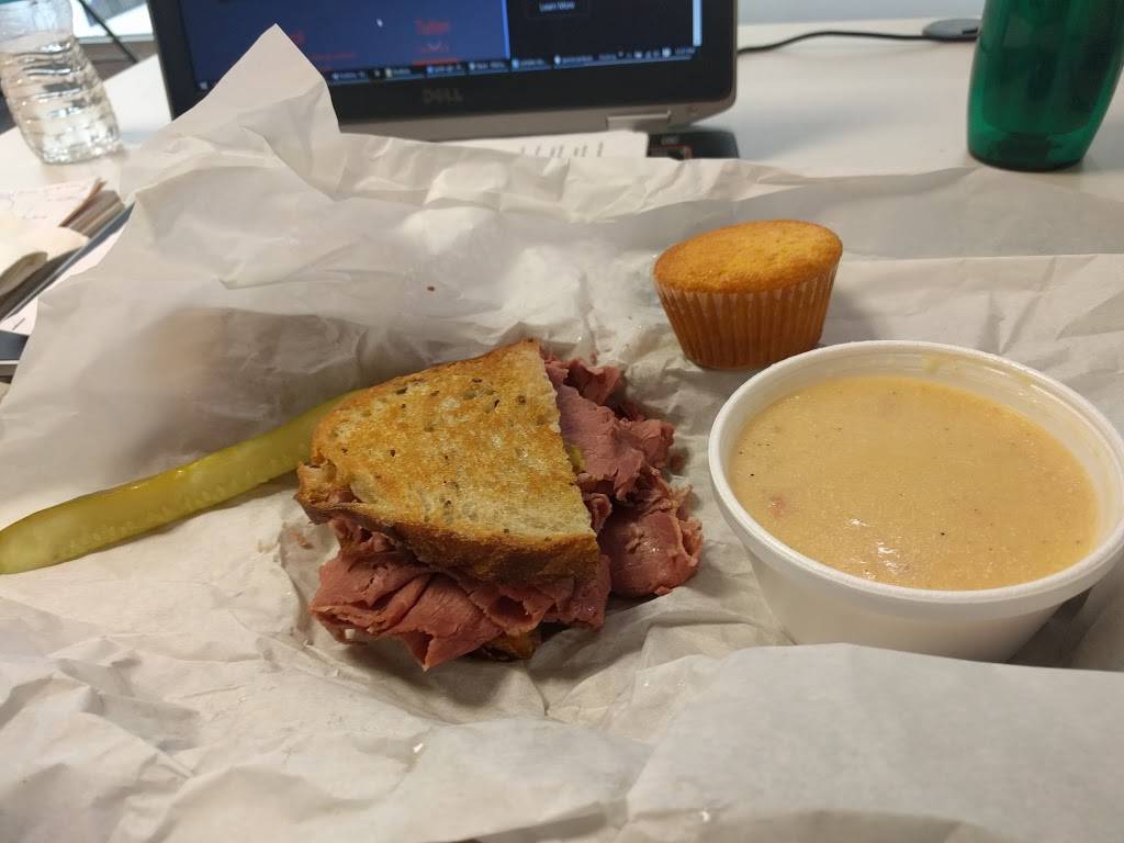 Susys Soup | restaurant | 230 Huron Rd E, Cleveland, OH 44113, USA | 2167717792 OR +1 216-771-7792