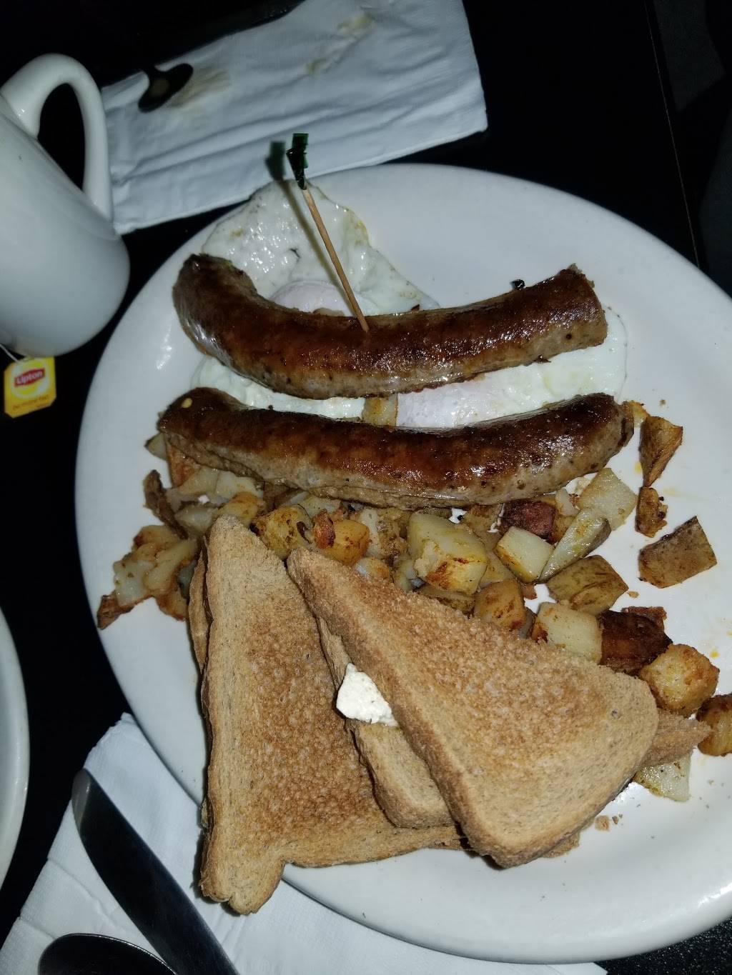 Trolios | restaurant | 439 Main St, Indian Orchard, MA 01151, USA | 4135432363 OR +1 413-543-2363