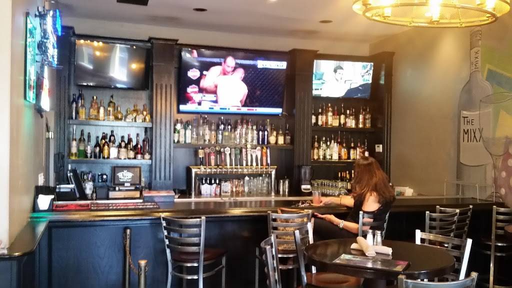 Rib Trader of Orange | restaurant | 2710 E Chapman Ave, Orange, CA 92869, USA | 7147449288 OR +1 714-744-9288