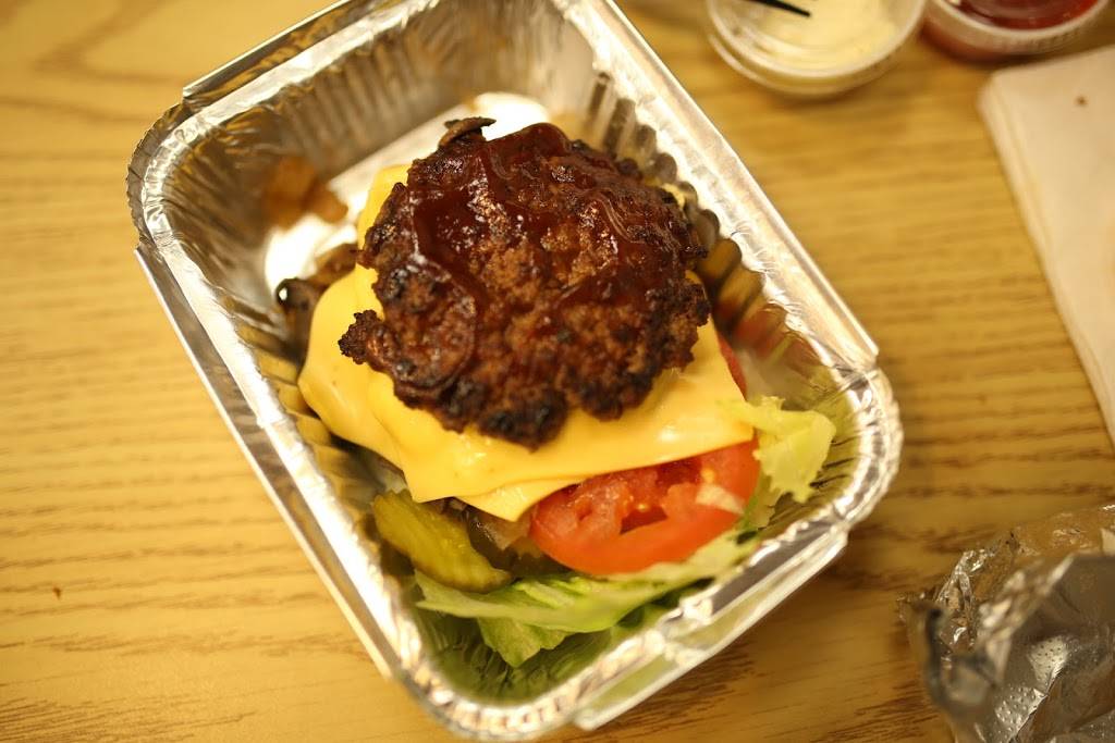 Five Guys | meal takeaway | 45 River Rd, Edgewater, NJ 07020, USA | 2014824614 OR +1 201-482-4614