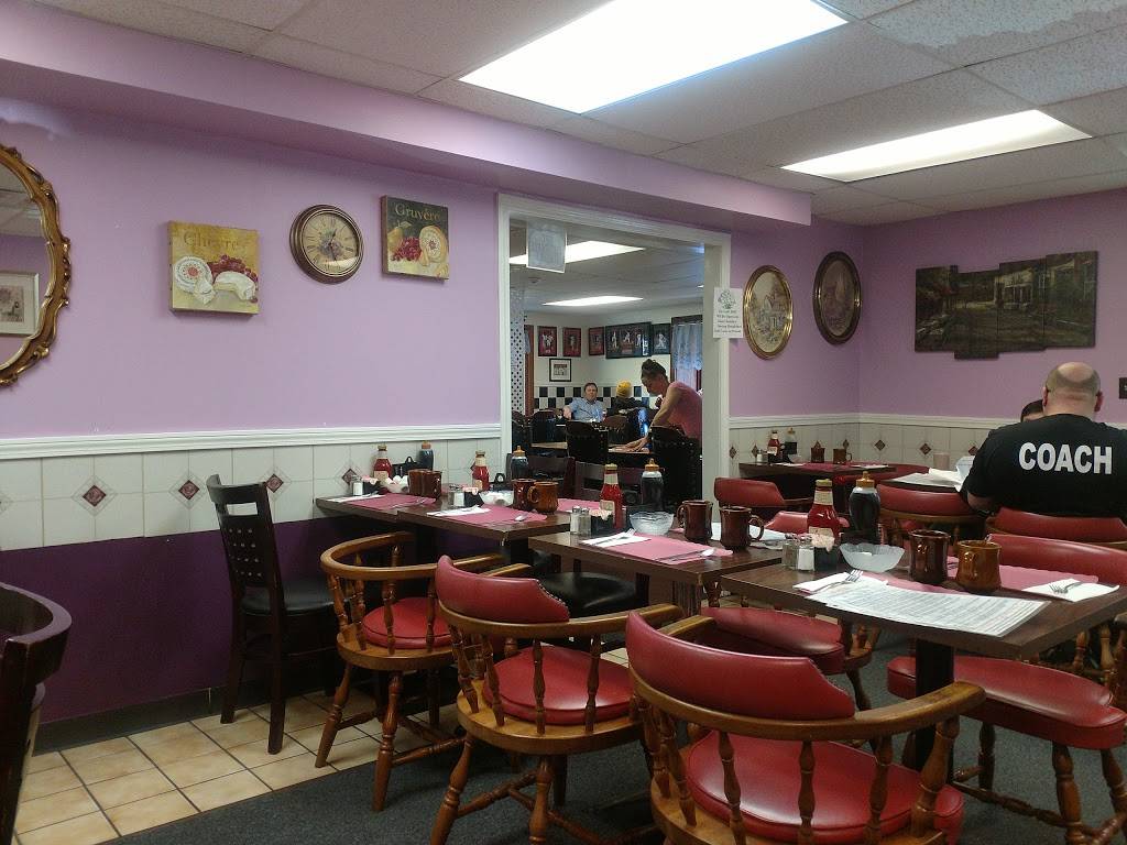 Cafe Deli | restaurant | 1280 Main St #3, Hanson, MA 02341, USA | 7812947988 OR +1 781-294-7988