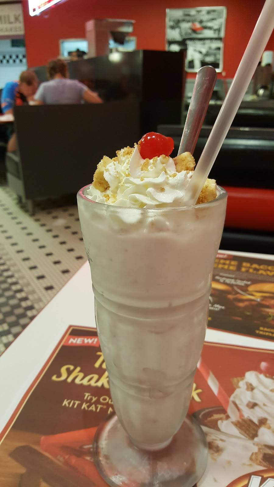 Steak n Shake | restaurant | 1001 Wylie Dr, Bloomington, IL 61704, USA | 3098282222 OR +1 309-828-2222