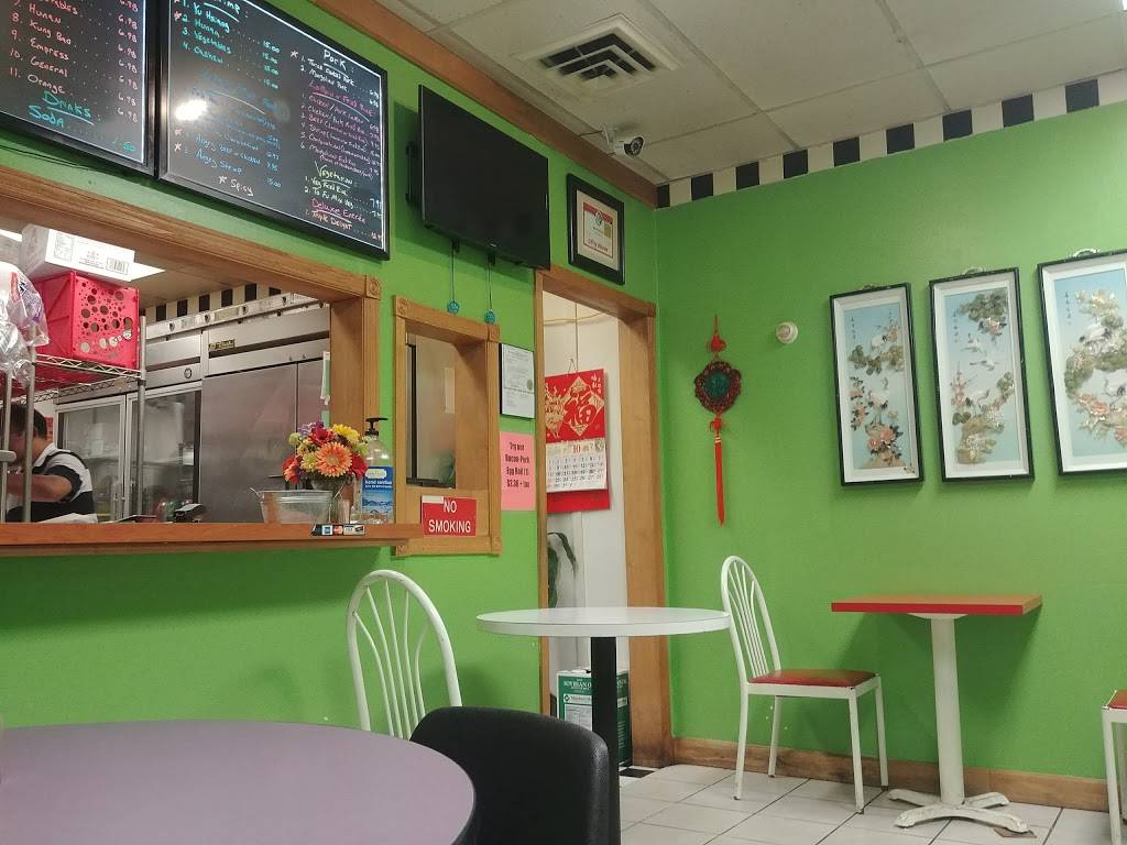 Sams Fine Food & Egg Rolls | restaurant | 3300 SW 9th St #4, Des Moines, IA 50315, USA | 5152885400 OR +1 515-288-5400