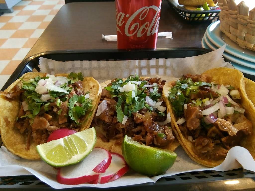 Carnitas Michoacan INC. | restaurant | 4235 W 63rd St, Chicago, IL 60629, USA | 7739126607 OR +1 773-912-6607