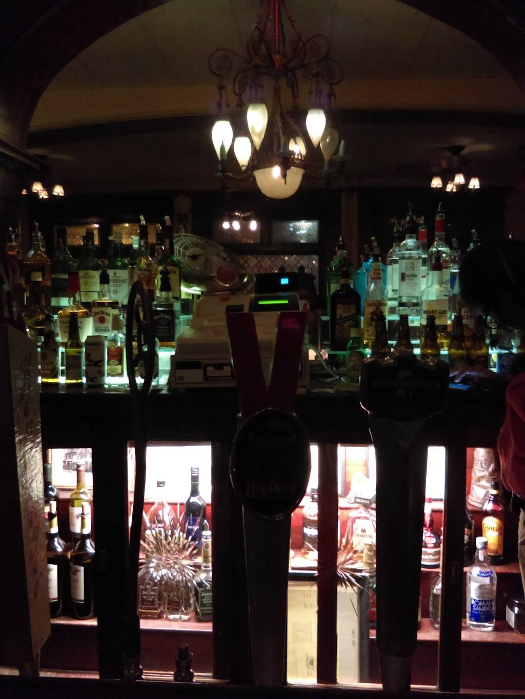 The Mermaid Inn | restaurant | 7673 Germantown Ave, Philadelphia, PA 19118, USA | 2152479797 OR +1 215-247-9797