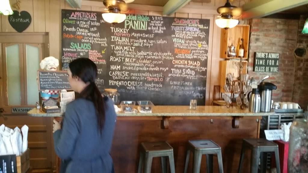 The Pickled Palate | restaurant | 411 Hibben St, Mt Pleasant, SC 29464, USA | 8433887813 OR +1 843-388-7813