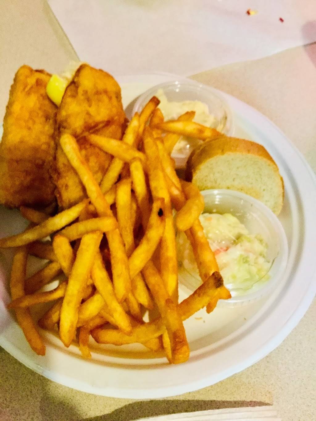 Dees Bar & Grill LLC | restaurant | 1371 Division St, Almond, WI 54909, USA | 7153662961 OR +1 715-366-2961