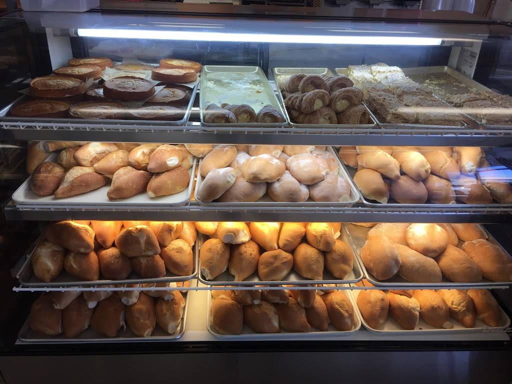 Rocios Bakery | bakery | 20263 Saticoy St, Winnetka, CA 91306, USA | 8184070726 OR +1 818-407-0726