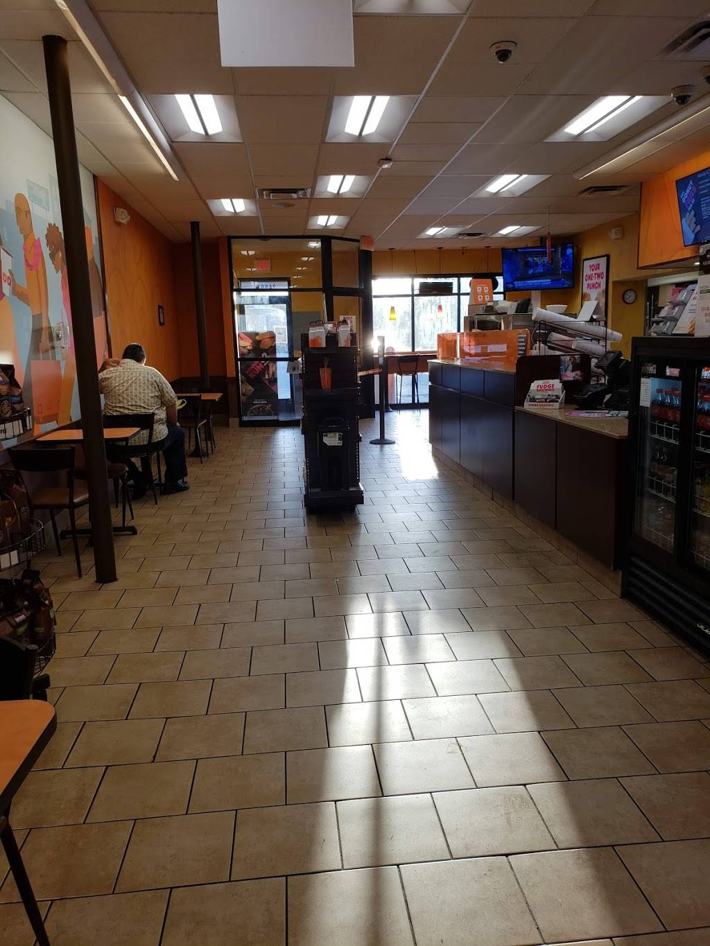 Dunkin | bakery | 2400 South, Rte 291, Independence, MO 64057, USA | 8169443544 OR +1 816-944-3544
