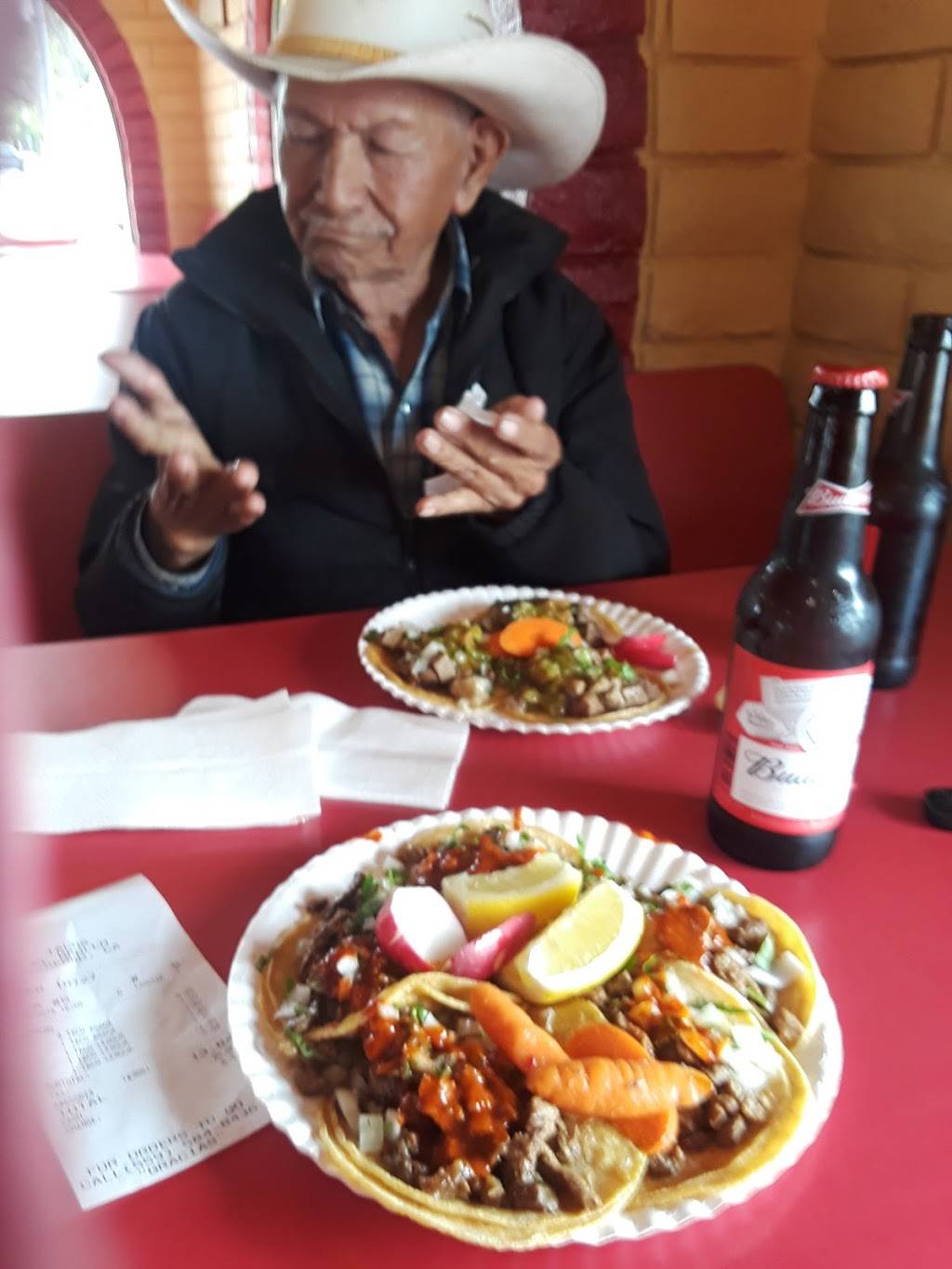 Tacos El Grullo. | restaurant | 314 W Lacey Blvd, Hanford, CA 93230, USA | 5595848436 OR +1 559-584-8436