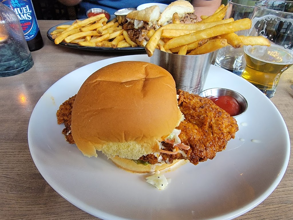 Third Street Social South Plaza | restaurant | 5031 Main St, Kansas City, MO 64112, USA | 8169979859 OR +1 816-997-9859