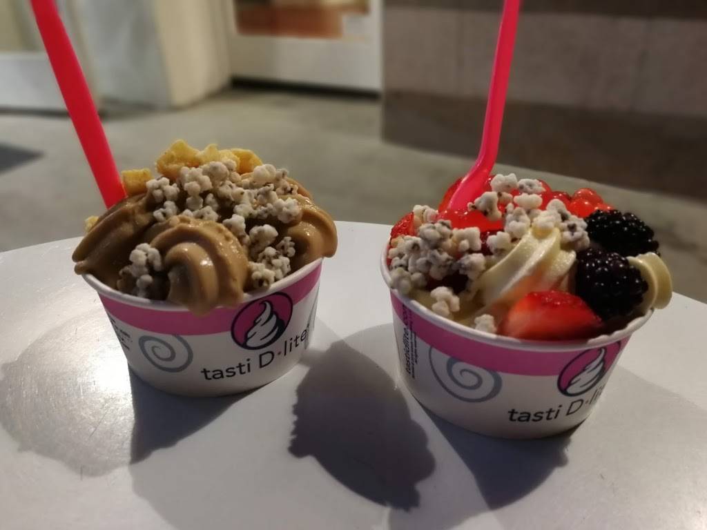 Tasti D-Lite | cafe | 526 Wilshire Blvd, Santa Monica, CA 90401, USA | 3108576030 OR +1 310-857-6030
