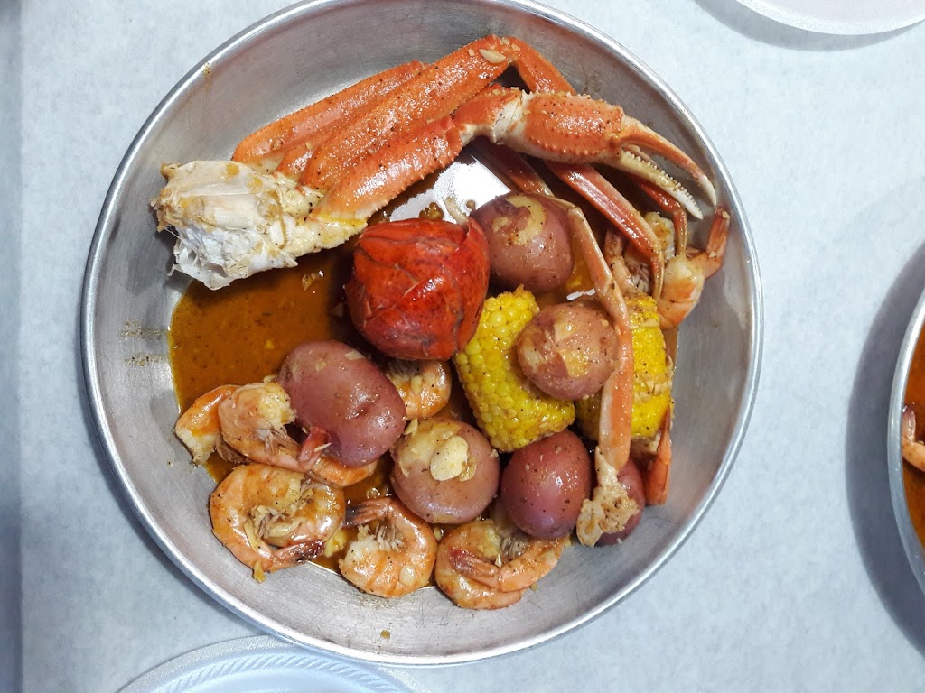 Red Crab Juicy Seafood | restaurant | 204 E 9 Mile Rd, Pensacola, FL 32534, USA | 8503788118 OR +1 850-378-8118