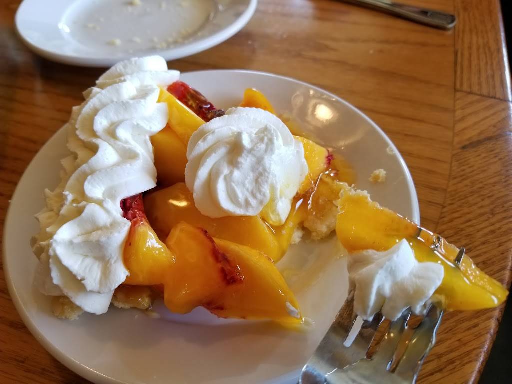 Marie Callenders | restaurant | 185 E Daily Dr, Camarillo, CA 93010, USA | 8059875580 OR +1 805-987-5580