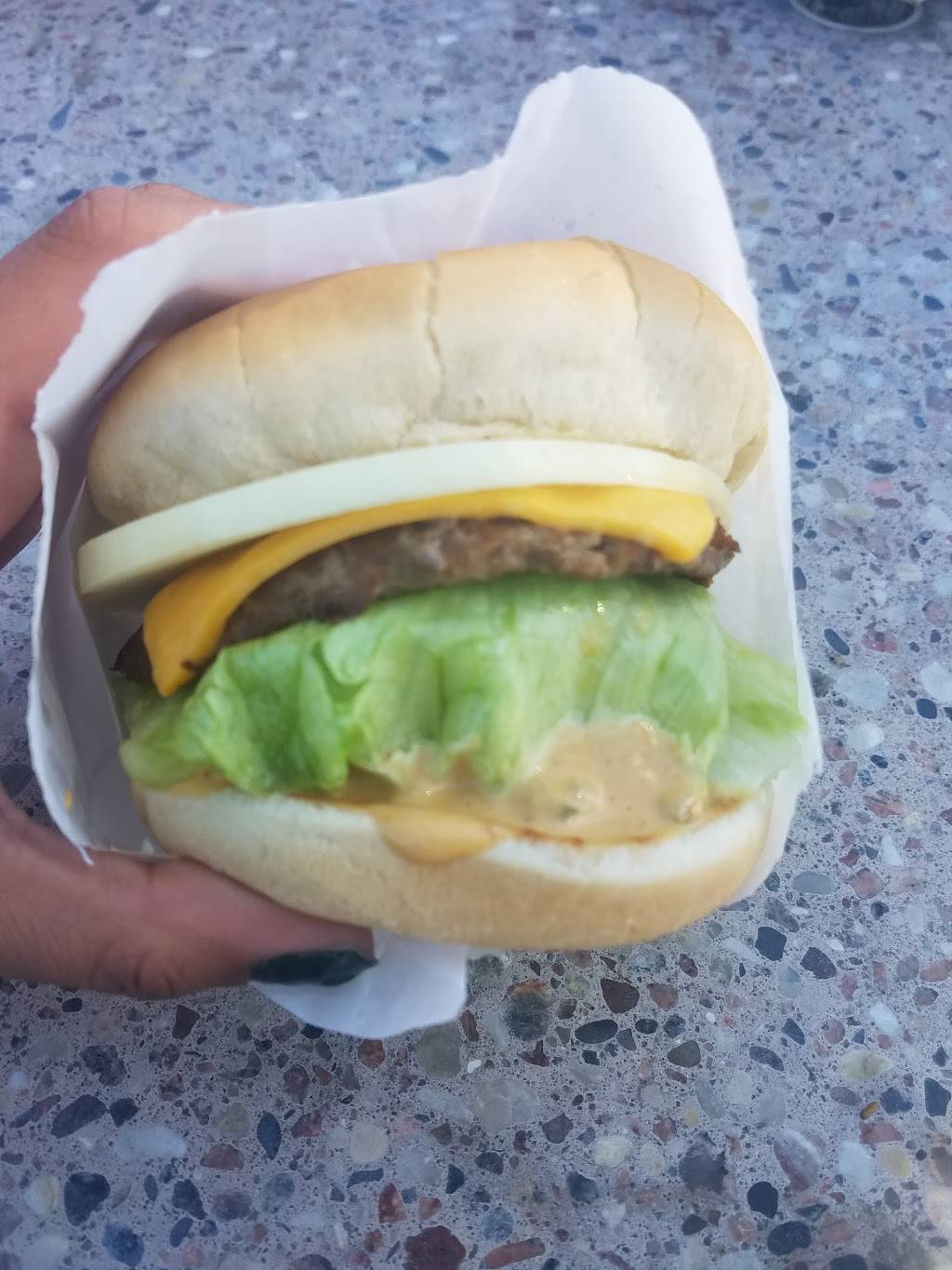 Ez Take Out Burger | meal takeaway | 515 N Mountain Ave, Upland, CA 91786, USA | 9099312558 OR +1 909-931-2558