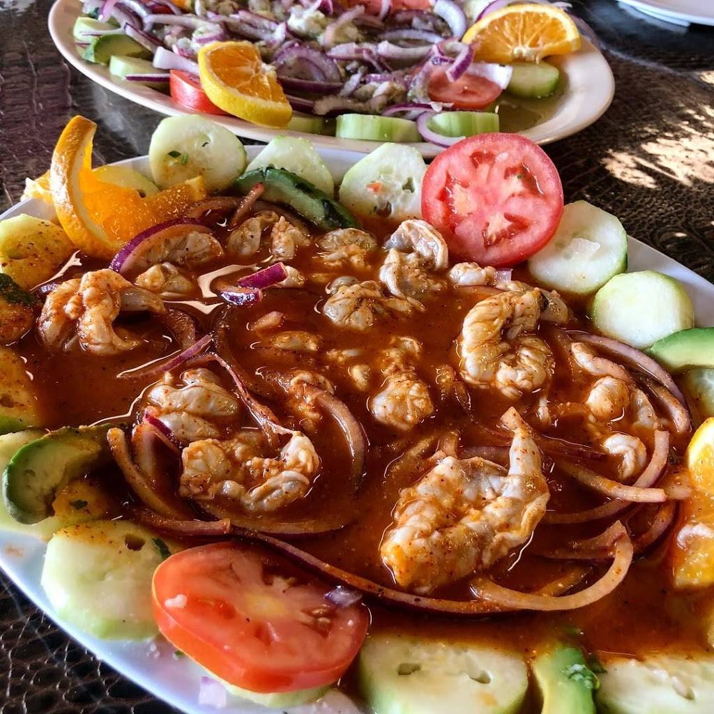 Los Nuevos Volcanes | restaurant | 4521 Dunham St, Commerce, CA 90040, USA | 3233182640 OR +1 323-318-2640