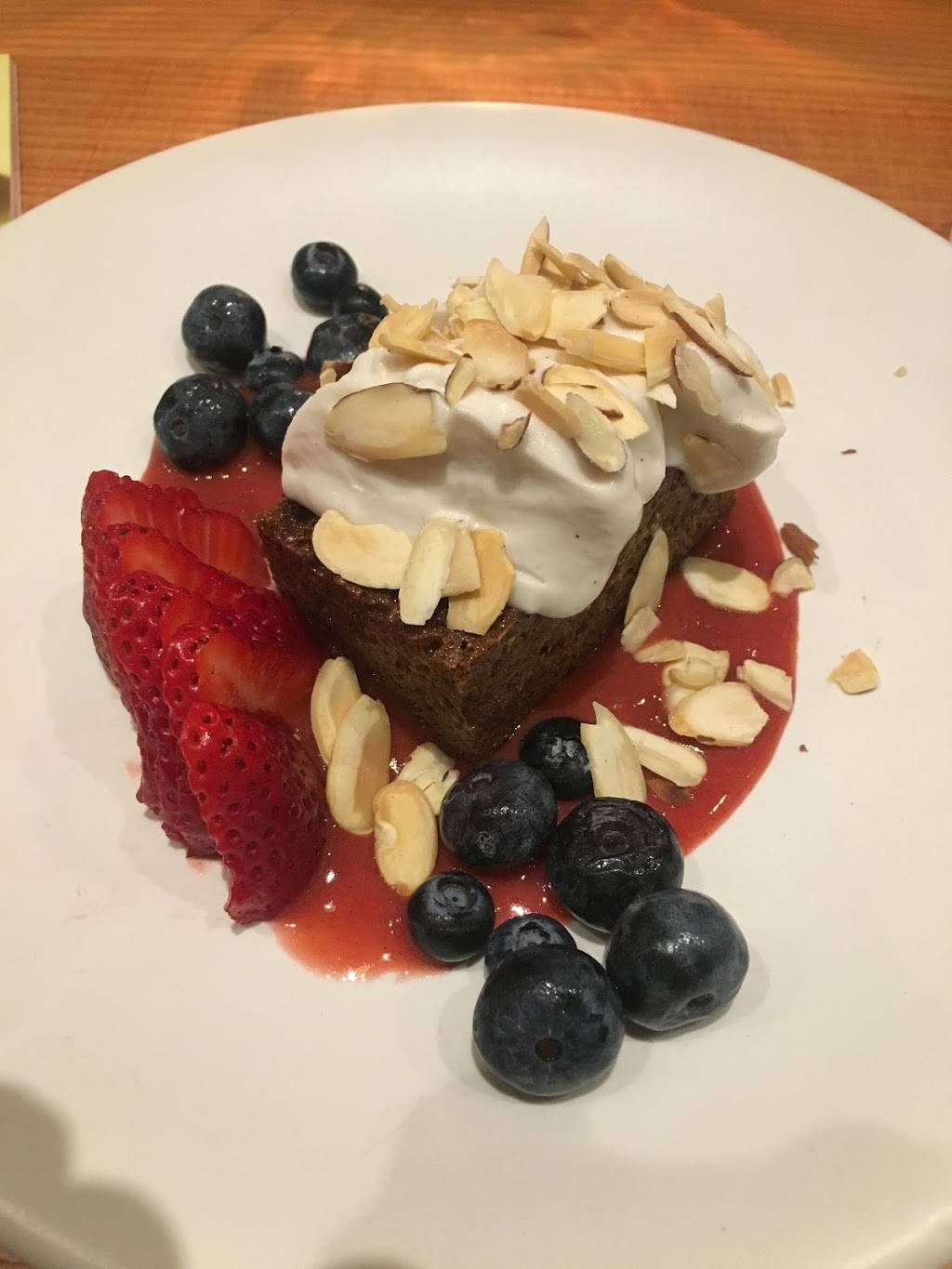 Little Gem on Union | restaurant | 2184 Union St, San Francisco, CA 94123, USA | 4158964552 OR +1 415-896-4552