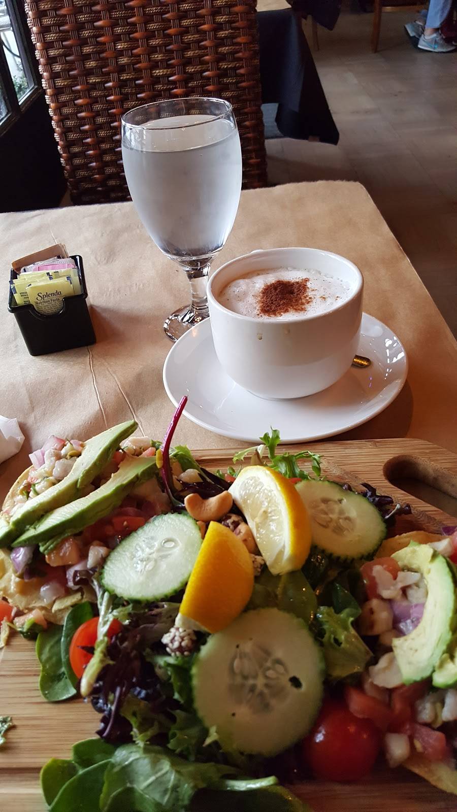 Salento Bistrot | restaurant | 2407 Rice Boulevard, Houston, TX 77005, USA | 7135287478 OR +1 713-528-7478