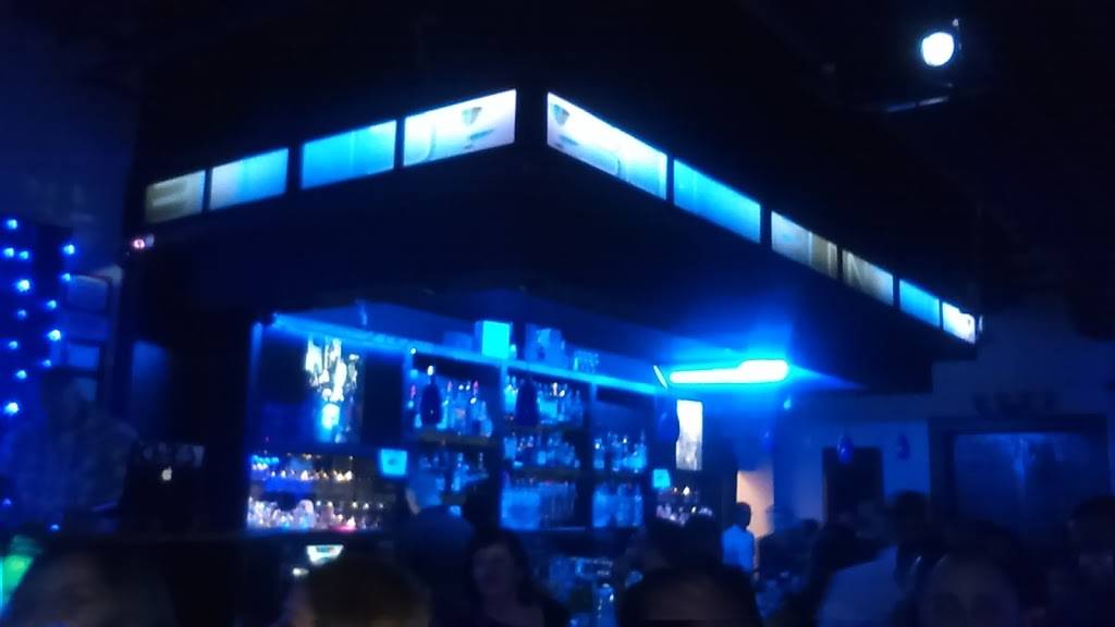 Blend Ultra Lounge | night club | 115 S School St #13, Lodi, CA 95240, USA | 2093342036 OR +1 209-334-2036