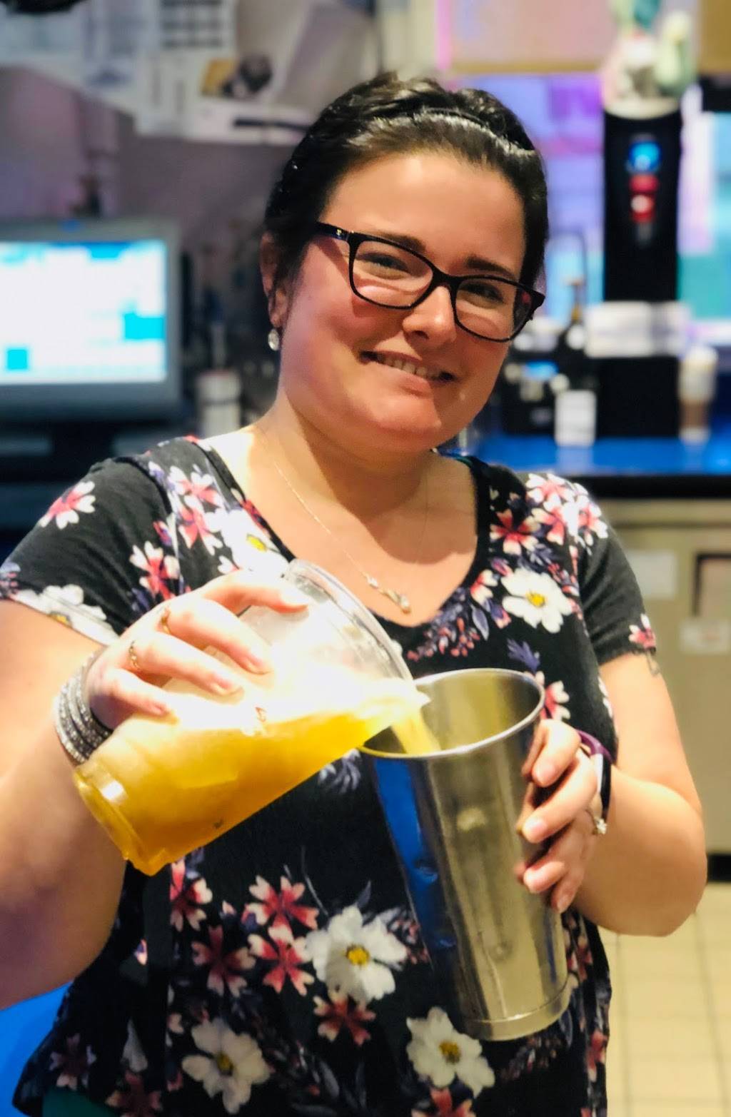 Aroma Joes | restaurant | 1 Moody St, Saco, ME 04072, USA | 2072823341 OR +1 207-282-3341