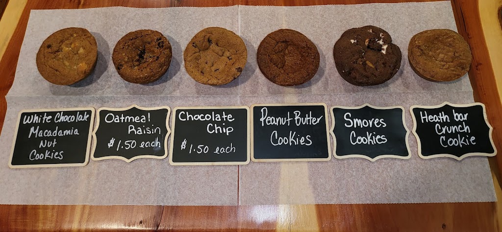 Sadies Corner Kitchen | restaurant | 353 NE 2nd St, Crystal River, FL 34429, USA | 3527943857 OR +1 352-794-3857