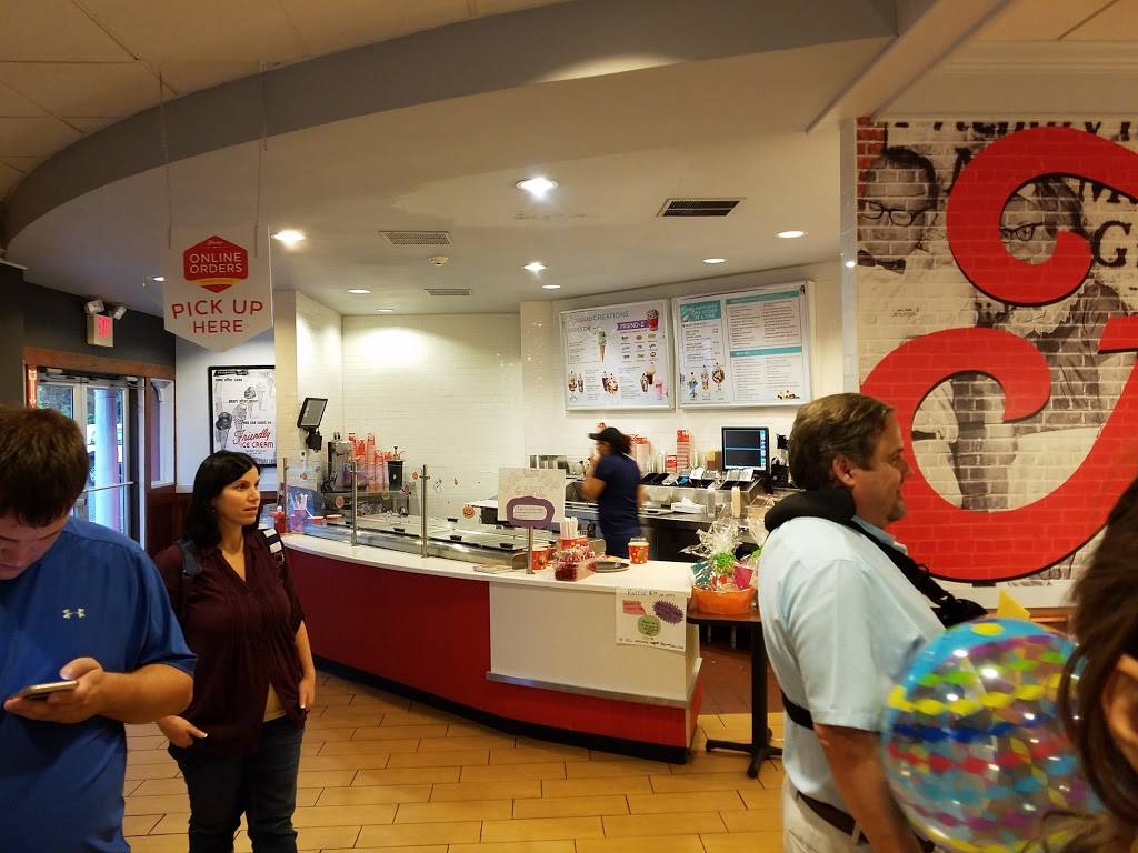 Friendlys | restaurant | 250 Andover St, Peabody, MA 01960, USA | 9785321445 OR +1 978-532-1445