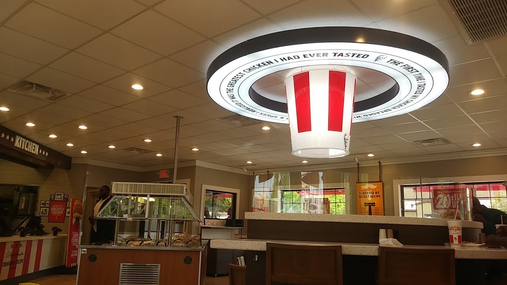 KFC | restaurant | 2915 Clay St, Vicksburg, MS 39183, USA | 6016383416 OR +1 601-638-3416