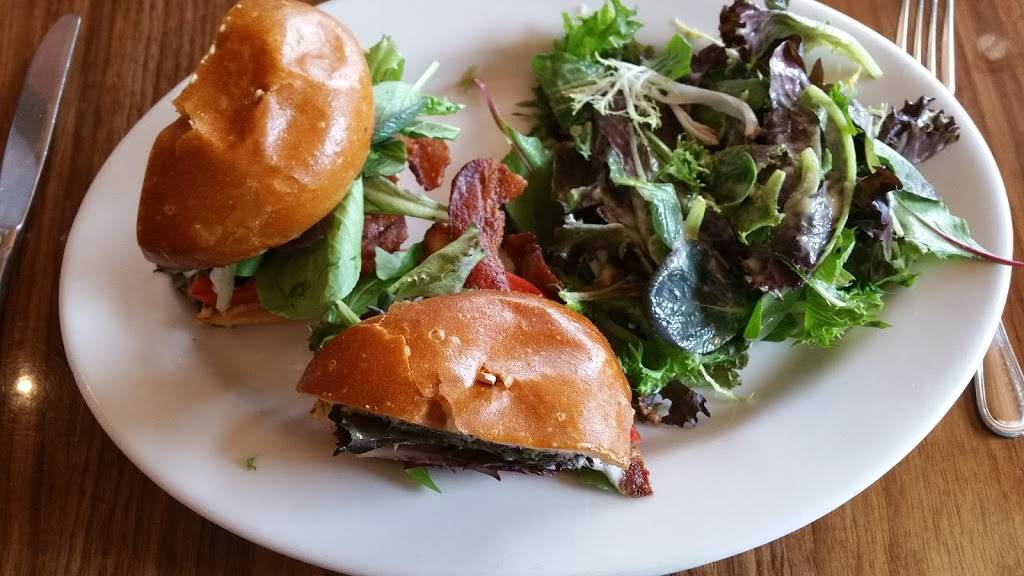 Eat Chow | restaurant | 313 N Bush St, Santa Ana, CA 92701, USA | 6572660500 OR +1 657-266-0500