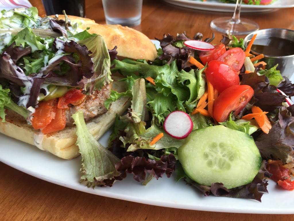 Melville Tavern | restaurant | 484 Washington St, Monterey, CA 93940, USA | 8316439525 OR +1 831-643-9525