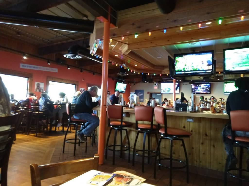 Hooters | meal takeaway | 15300 South La Grange Road, Orland Park, IL 60462, USA | 7084604088 OR +1 708-460-4088