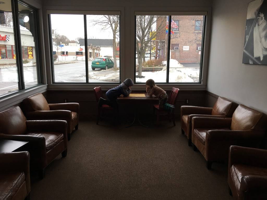 Brueggers Bagels | bakery | 548 Monroe Ave, Rochester, NY 14607, USA | 5852563410 OR +1 585-256-3410