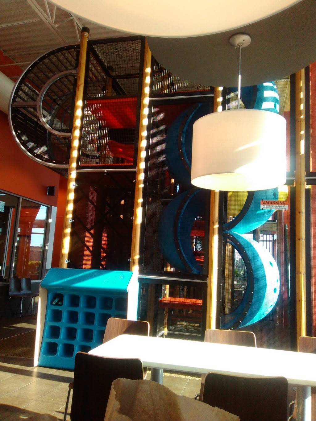 McDonalds | cafe | 505 Waldron Rd, La Vergne, TN 37086, USA | 6157934310 OR +1 615-793-4310