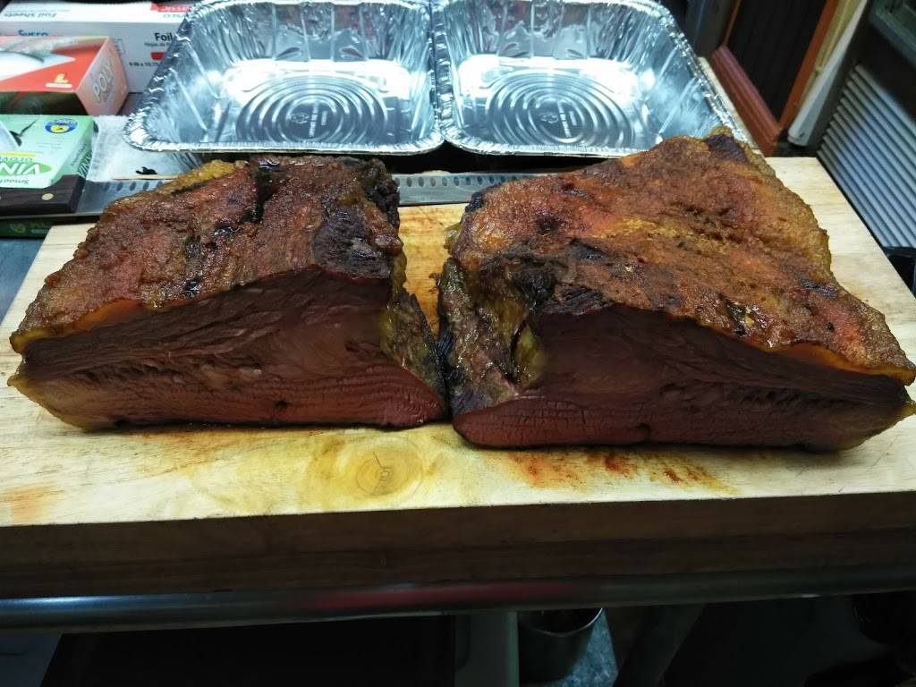 CZigs BBQ | restaurant | 14710 Main St, Upper Marlboro, MD 20772, USA | 3016277000 OR +1 301-627-7000