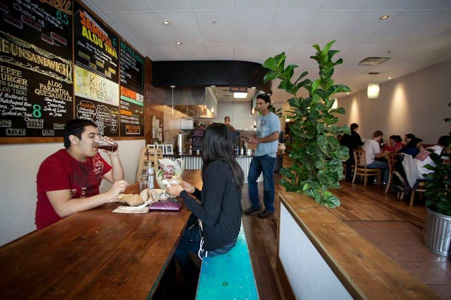 Curry Up Now | restaurant | 129 S B St, San Mateo, CA 94401, USA | 6503168648 OR +1 650-316-8648