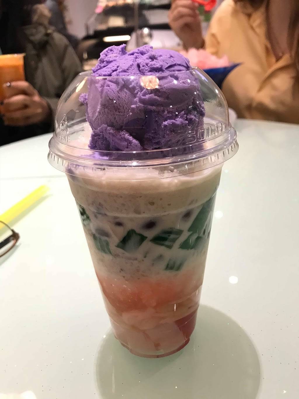 5T Ice | restaurant | 24555 Dulles Landing Dr, Dulles, VA 20166, USA | 7035428336 OR +1 703-542-8336