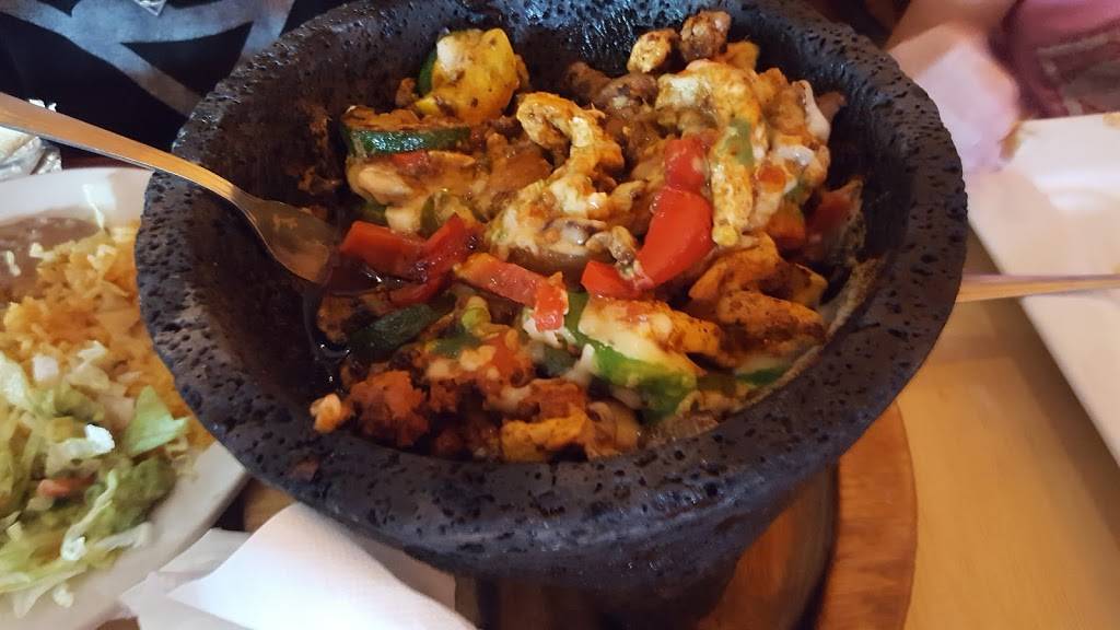 La Banda Mexican Grill | restaurant | 1101 Pray Boulevard, Waterville, OH 43566, USA | 5679522128 OR +1 567-952-2128