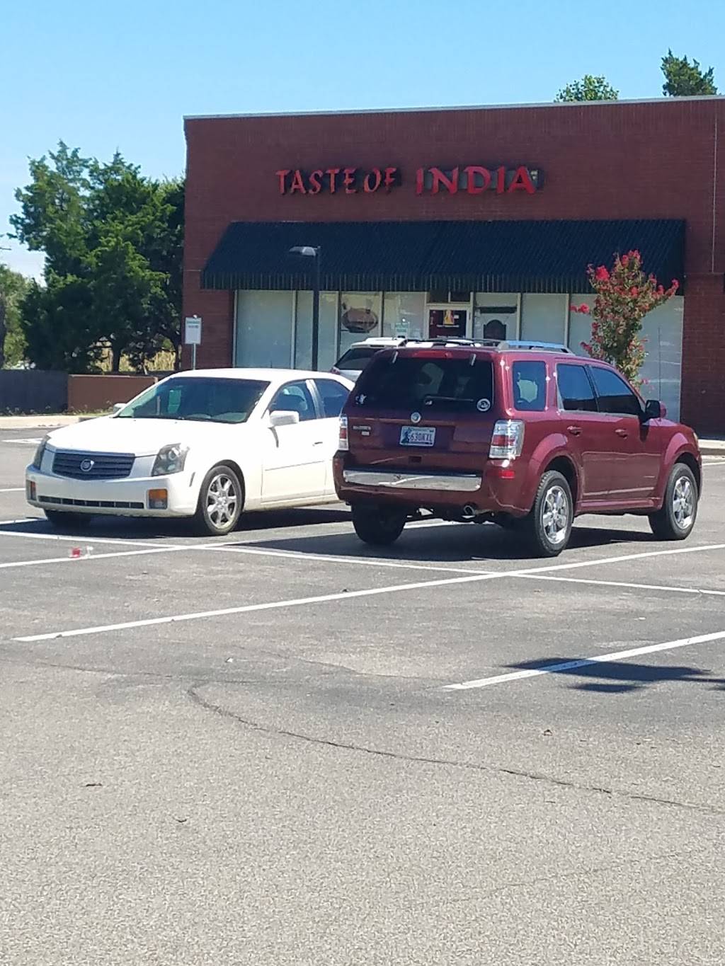 Taste of India | restaurant | 1000 Alameda St #140b, Norman, OK 73071, USA | 4052591072 OR +1 405-259-1072