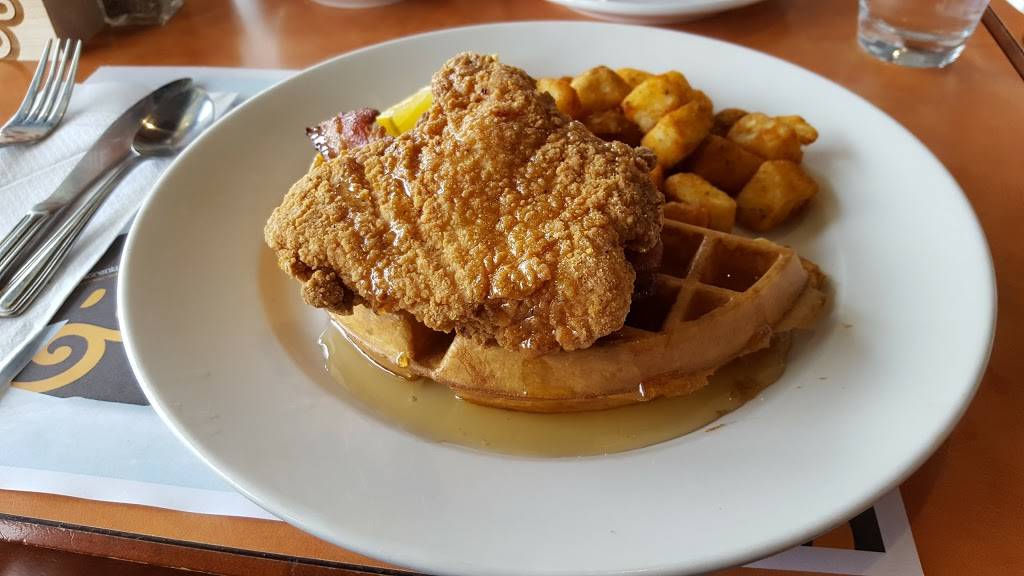 Ben & Florentine | restaurant | 1928 Boulevard Thimens, Saint-Laurent, QC H4R 2K2, Canada | 5149568888 OR +1 514-956-8888