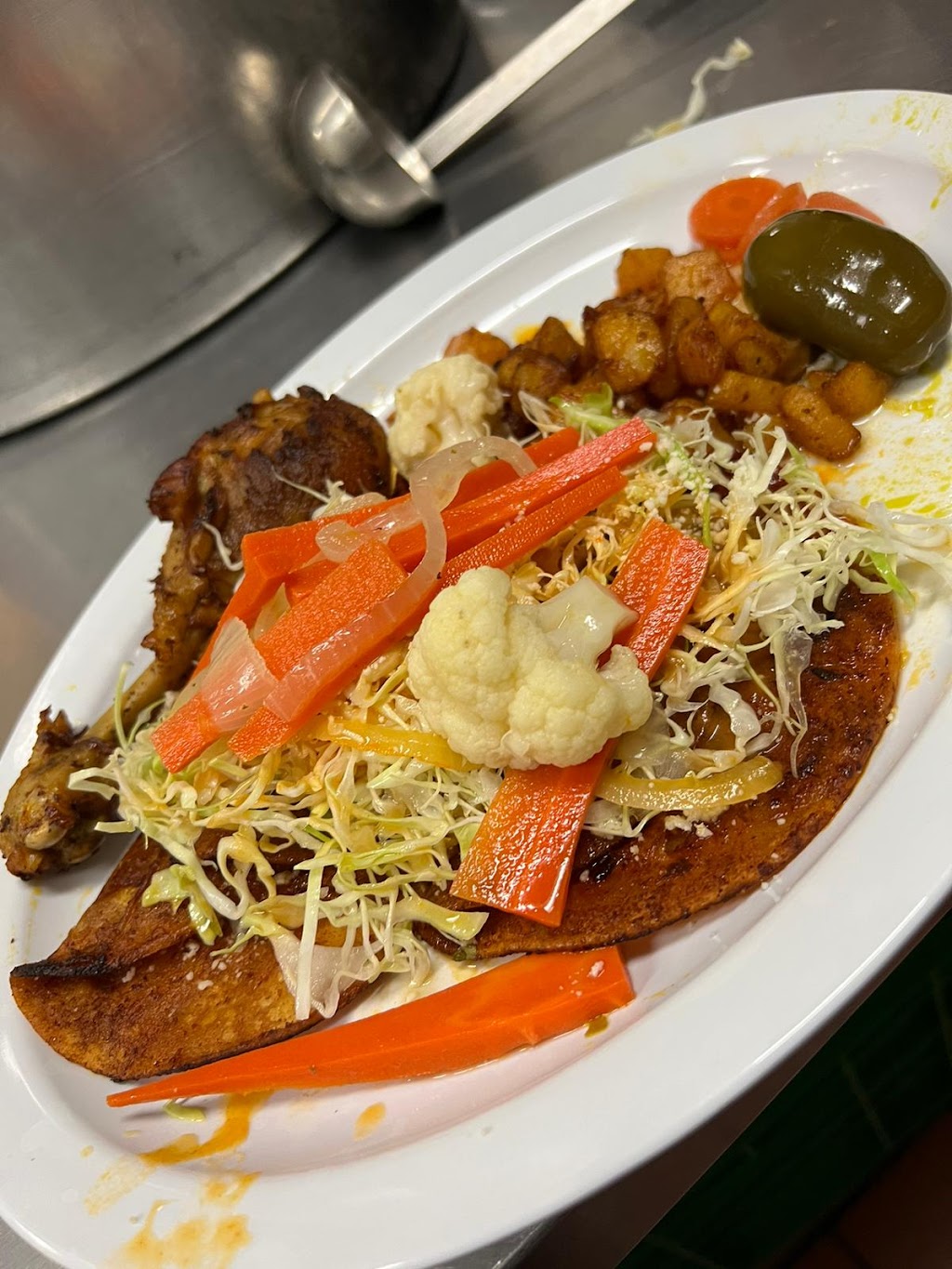 Birrieria El Apatzingán Estilo Michoacan | restaurant | 546 Indian Hills Cir, Perris, CA 92570, USA | 9514205029 OR +1 951-420-5029